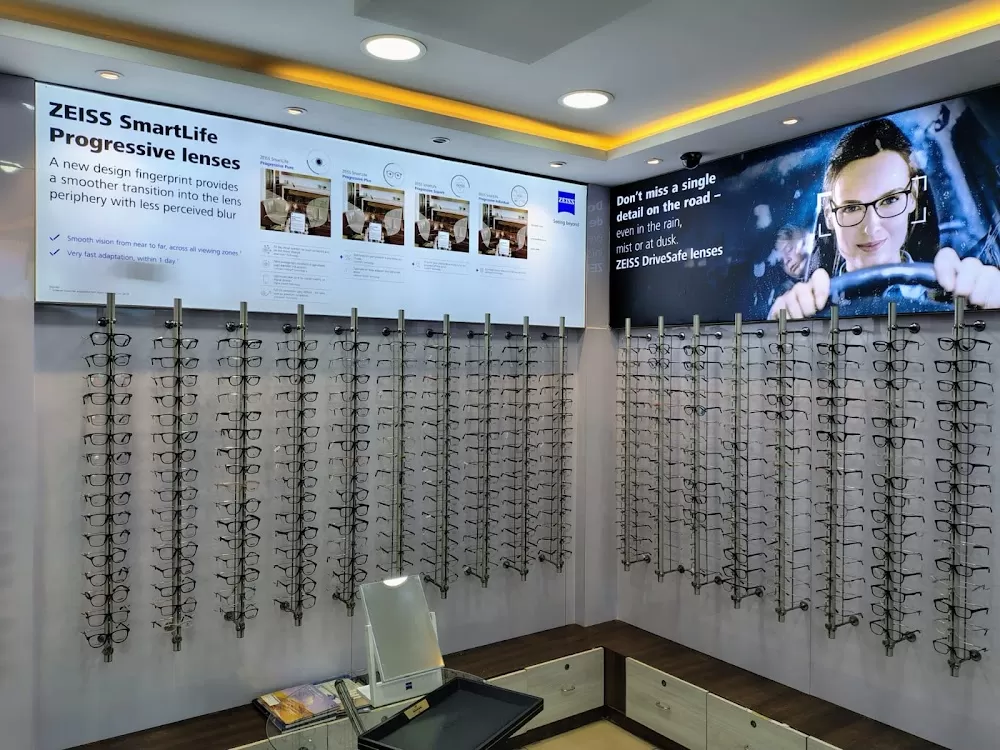 Vasan Eye Care Hospital - (Washermanpet, Chennai) - Photo 2