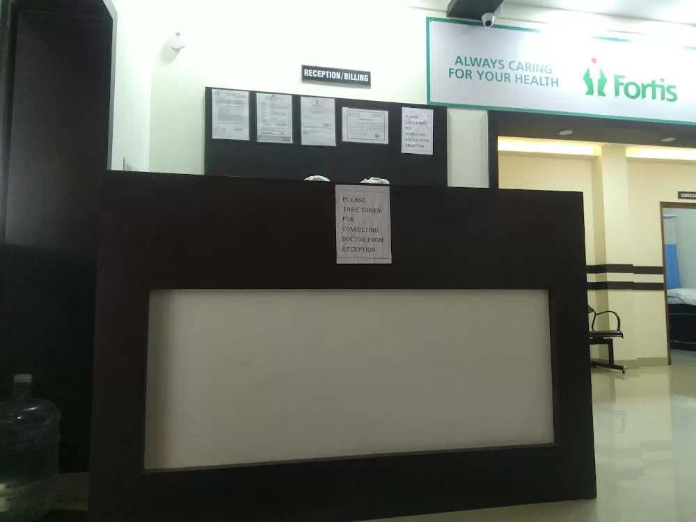 Citizen hospital - Photo 5