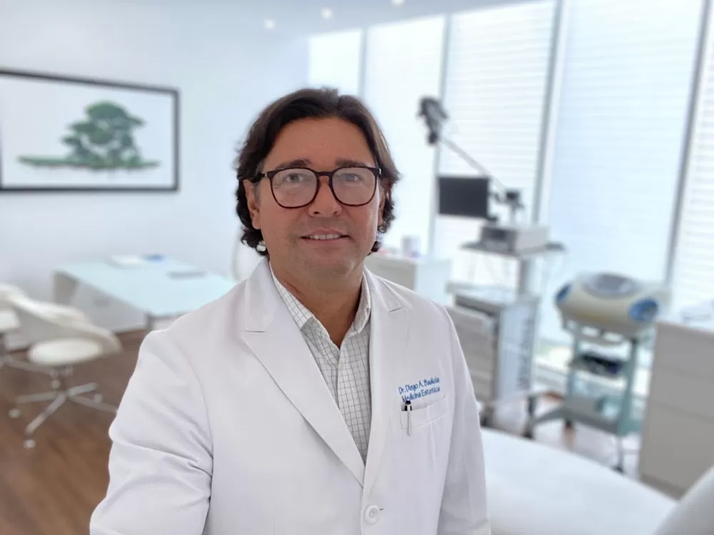 Clínica Dr. Badiola - Medicina Estética - Photo 1