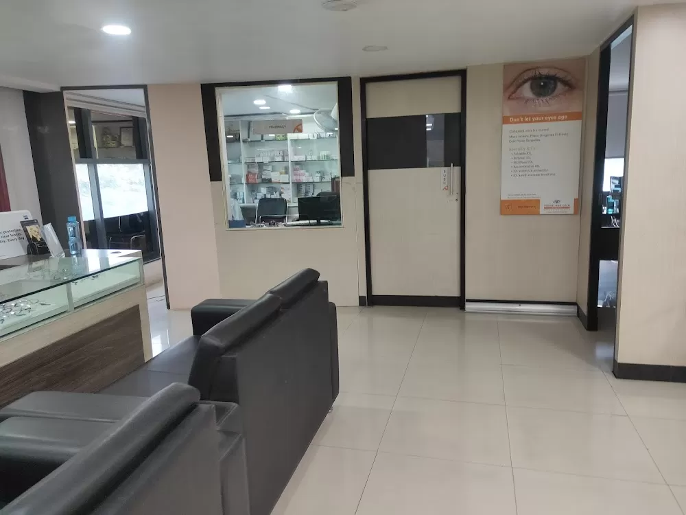 Vasan Eye Care Hospital - (Shivaji Nagar, Secunderabad) - Photo 1
