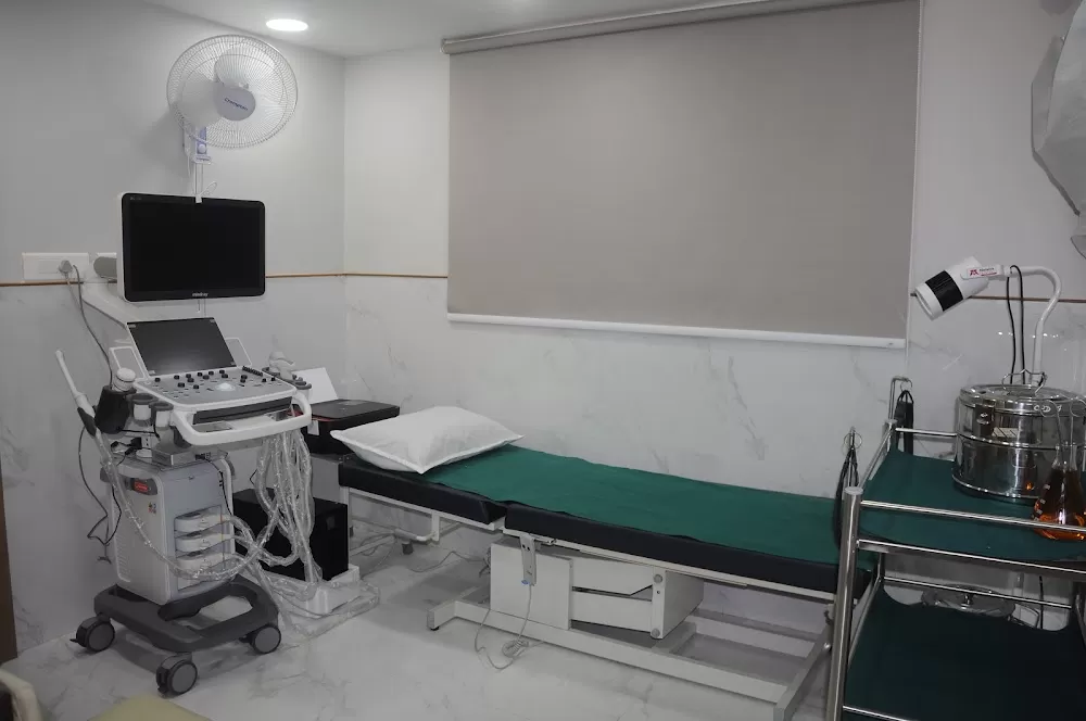 SNEHDHARA WOMEN'S HOSPITAL - Photo 6