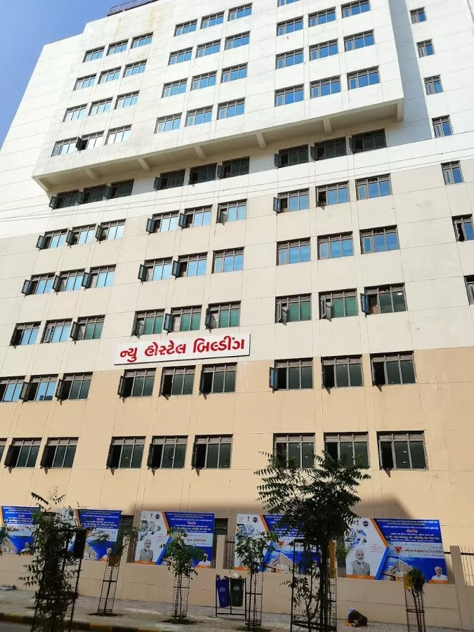 U N Mehta Institute of Cardiology & Research Centre - Photo 1