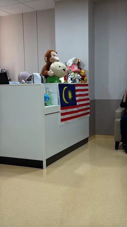 Dr Mohd Arif Mohd Zim, Consultant Pulmonologist & Internal Medicine - Photo 1