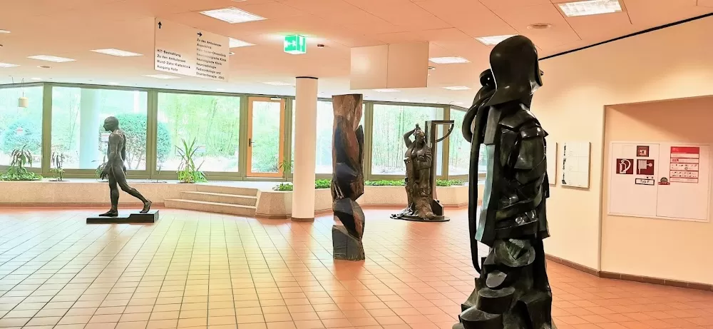 Kopfklinikum - Photo 1