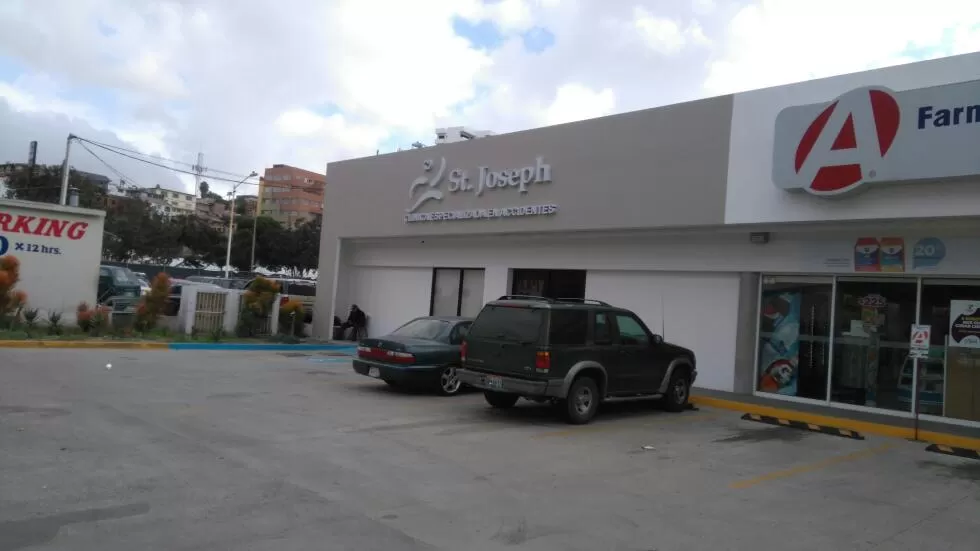 St. Joseph Clinica Especializada En Accidentes - Photo 1