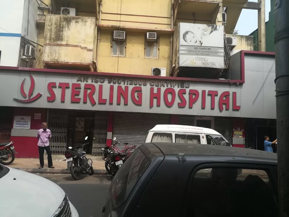 Sterling Hospital - Photo 1