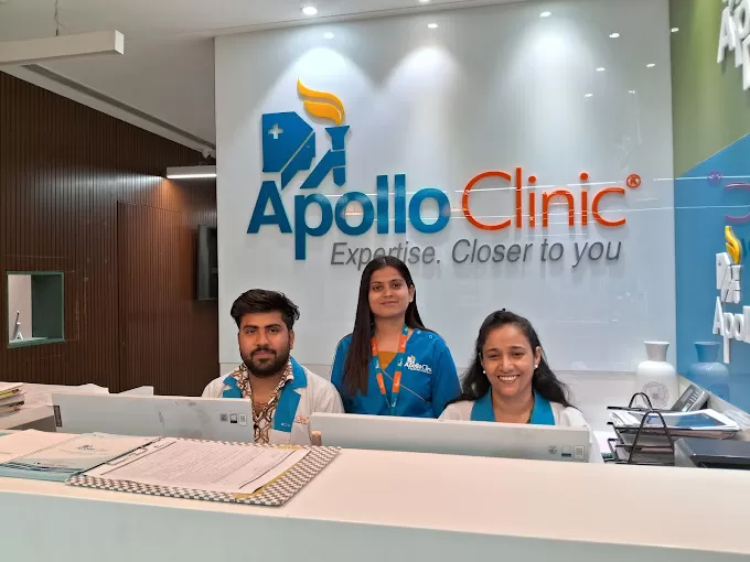 Best Pediatrician - Dr. Ena | 19+ Yrs of Exp. | Gurugram - Photo 1
