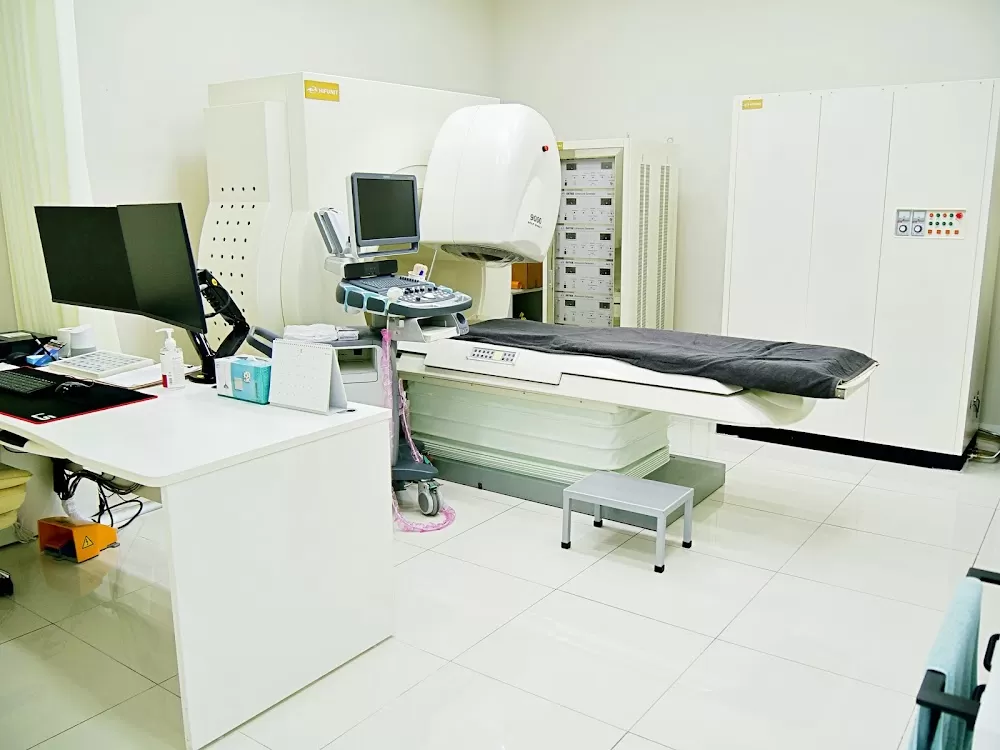 쉬즈힐의원 (SH Clinic) - Photo 2