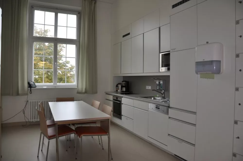 kbo-Isar-Amper-Klinikum - Photo 4