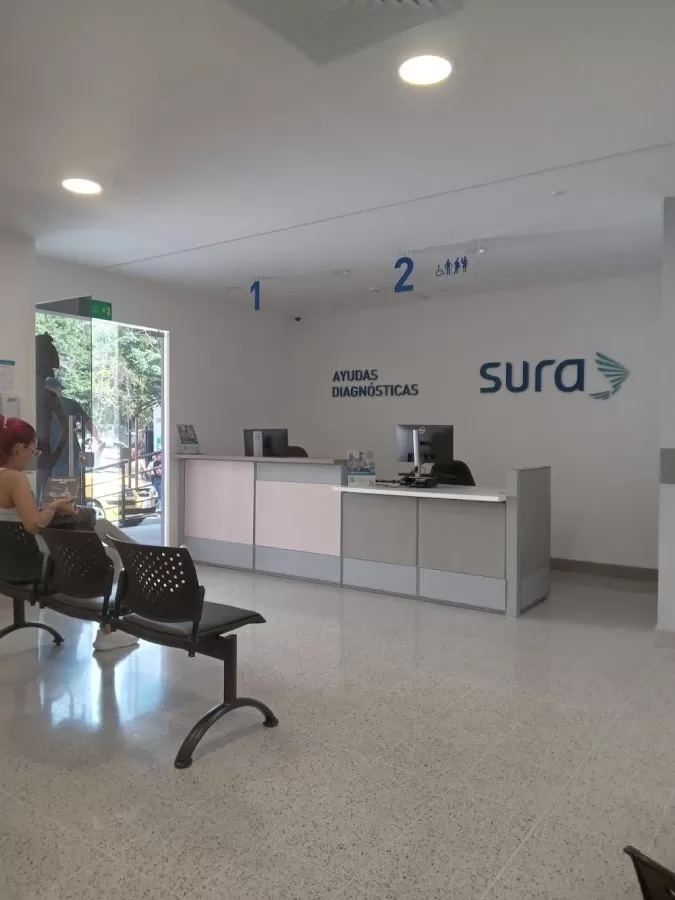 Urgent Care Center SURA Robledo - Photo 8