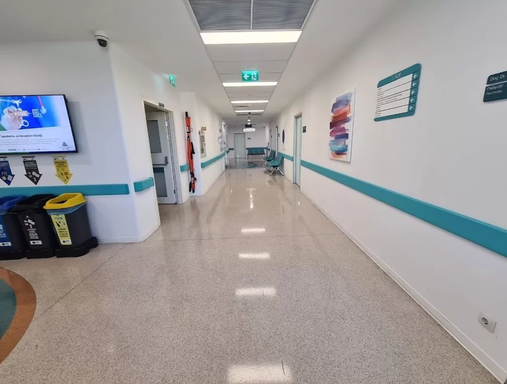 Yeditepe Üniversitesi Koşuyolu Hastanesi - Photo 1