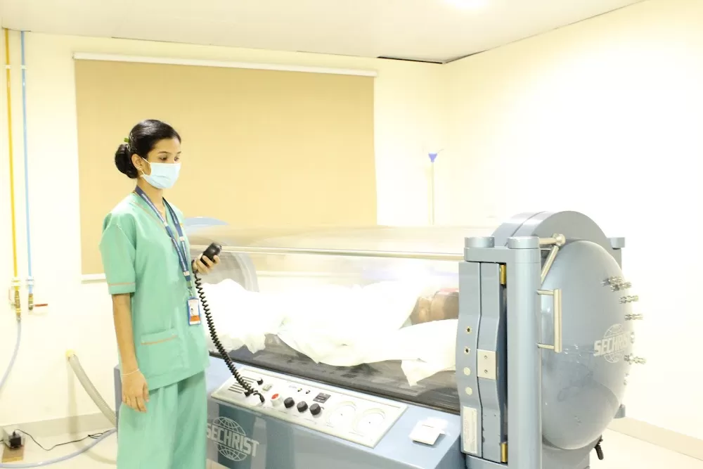 Bhagwan Mahaveer Jain Hospital, Girinagar - Photo 6