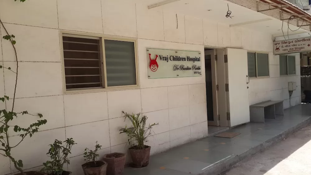 Vraj Children Hospital. Dr Bankim Parikh - Photo 2
