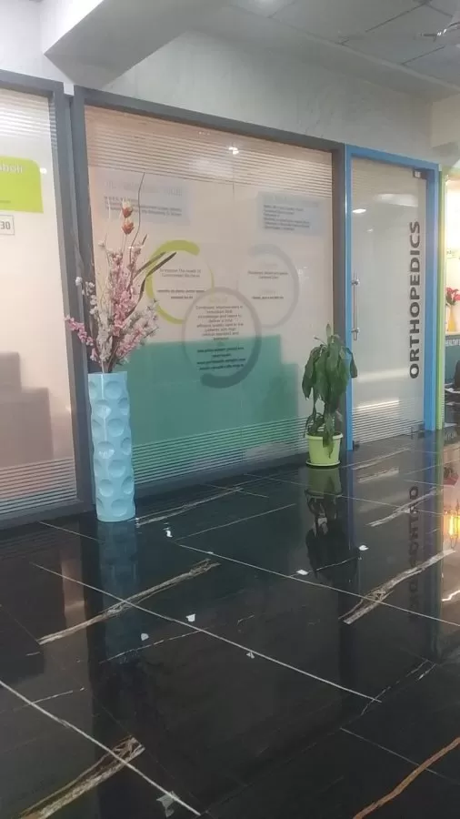 Graavity Multi-Speciality Hospital Pvt. Ltd Critical Care and Trauma Centre - Photo 5