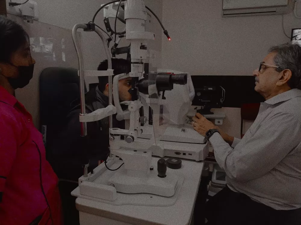 CHOPRA EYE HOSPITAL - Photo 8