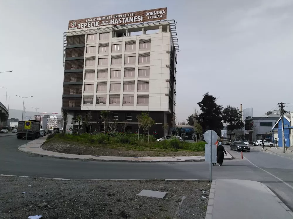 Tepecik Eğitim ve Araştırma Hastanesi Bornova Ek Hizmet Binası - Photo 2