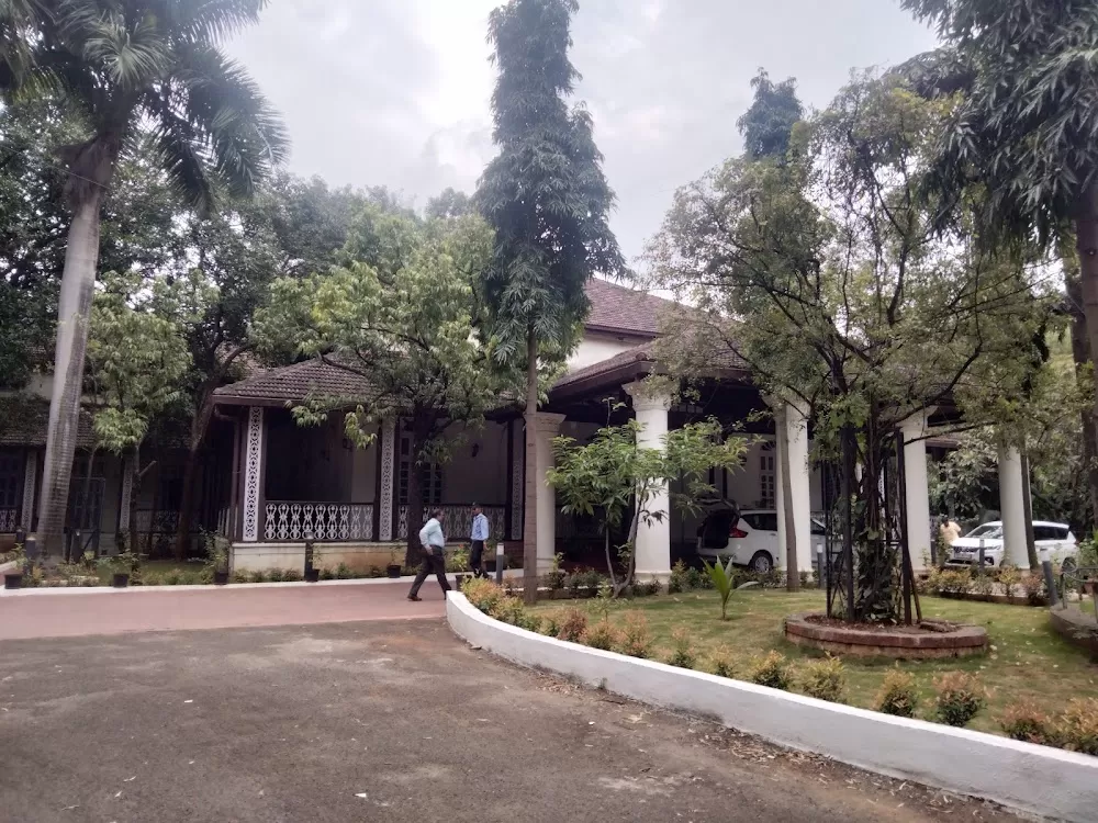 Central Pune Doctor House | Near me in Bund Garden Pune | Multispeciality Clinic Near Me Ghorpadi Pune - Photo 5