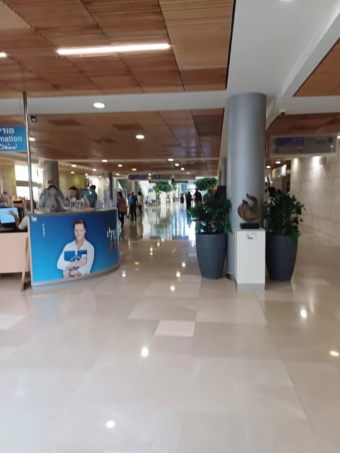 מתחם המיון עם רכב לבדיקת COVID19 - Photo 2