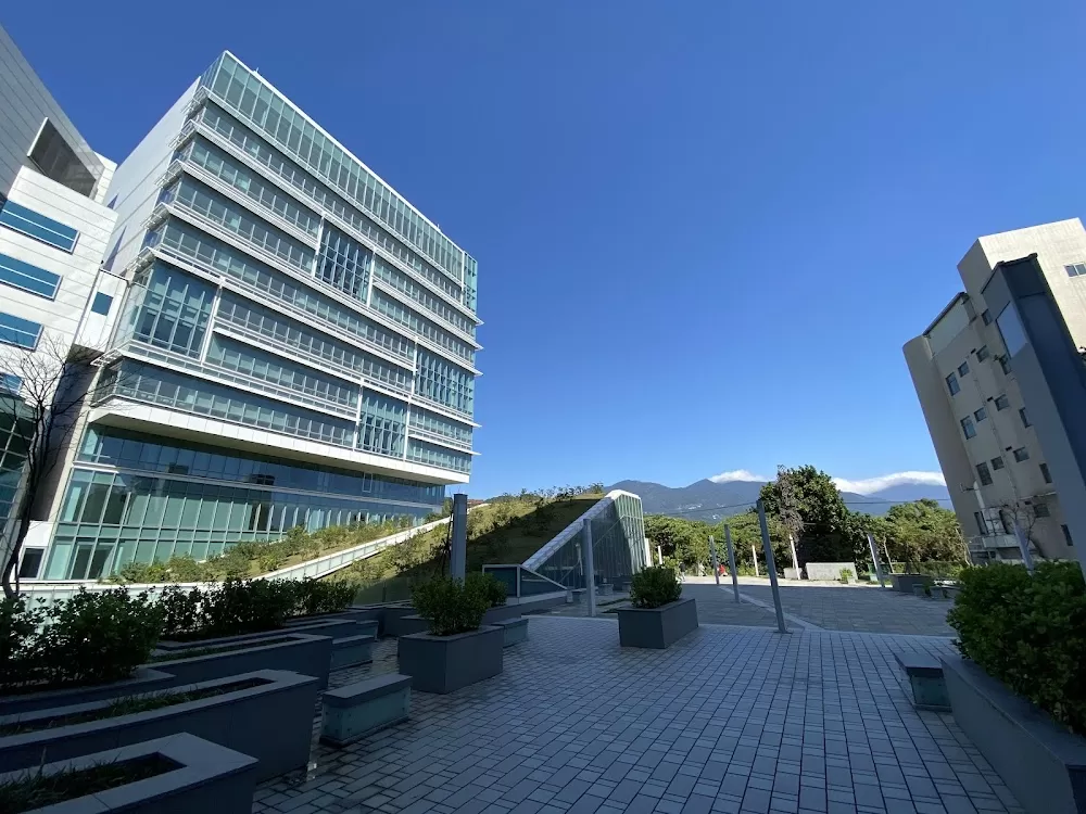 Koo Foundation Sun Yat-Sen Cancer Center - Photo 3
