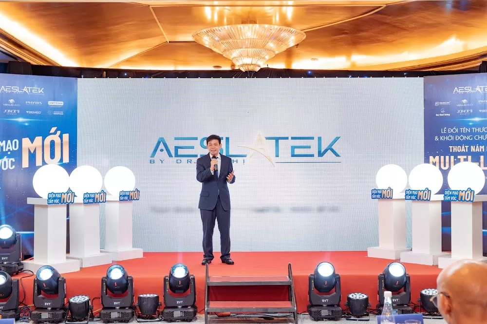 Aeslatek by Dr. Nghị - High-tech Aesthetic Laser Clinic - Photo 2