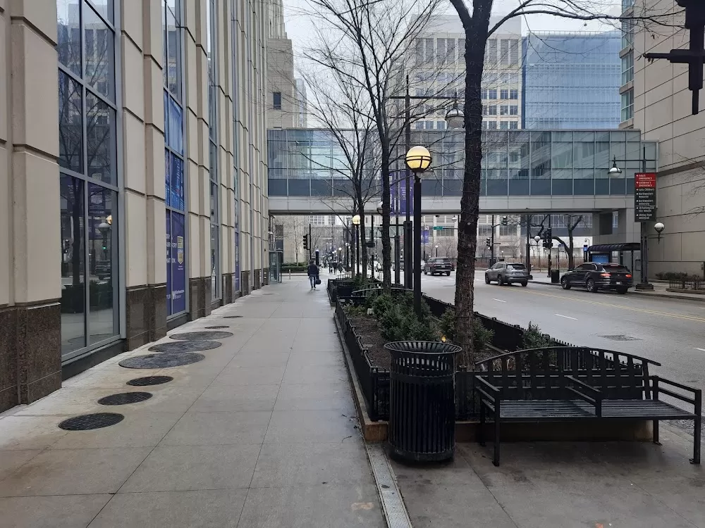 Northwestern Memorial Hospital - Photo 8
