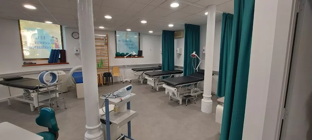 Centre Mèdic AXA - Photo 2