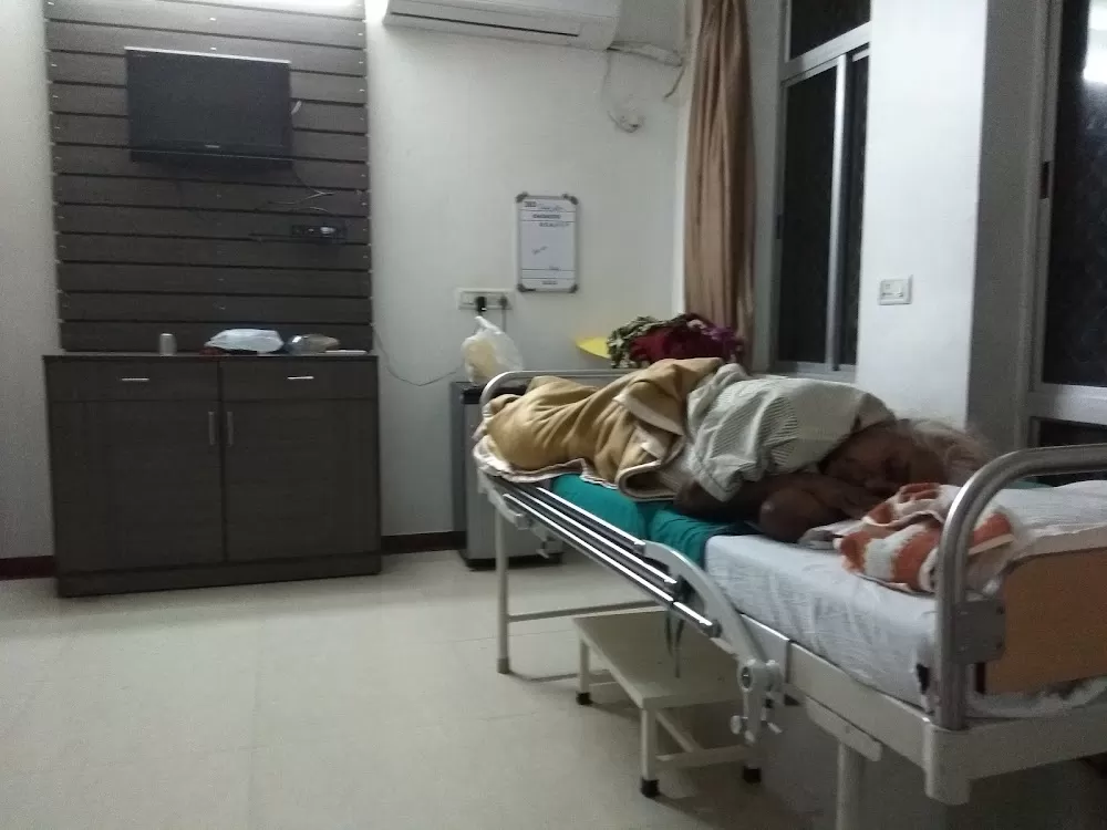 Stavya Spine Hospital & Research Institute - Photo 6