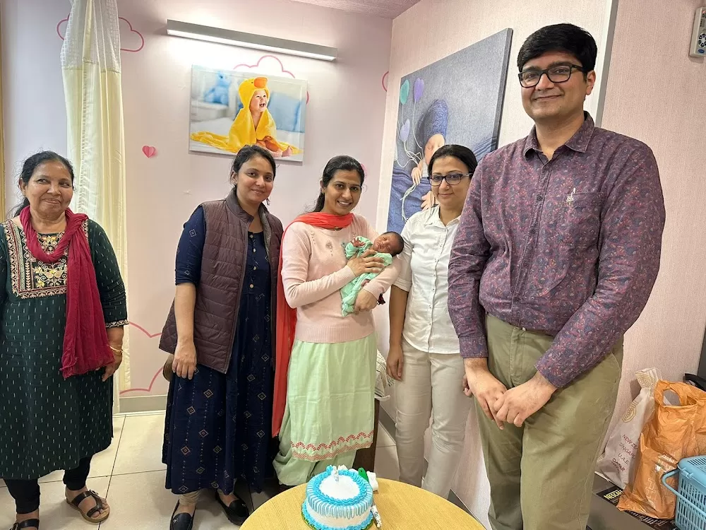 Dr.Manisha Mehta - Best Pediatrician at Vikaspuri | Cloudnine Hospitals - Photo 1