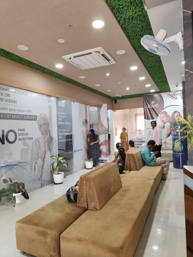 Oculus Eye Hospitals | Ophthalmologist, Eye Specialist, Lasik, Cataract Suregry | Nallakunta - Photo 5