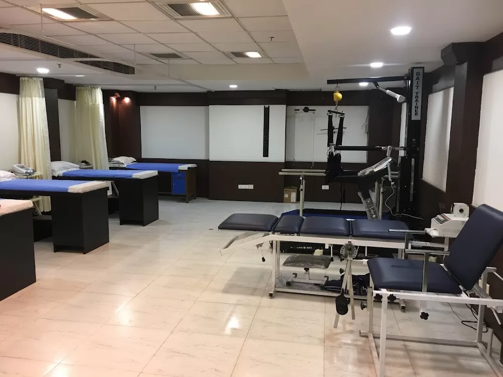 Triton Hospital - Photo 2