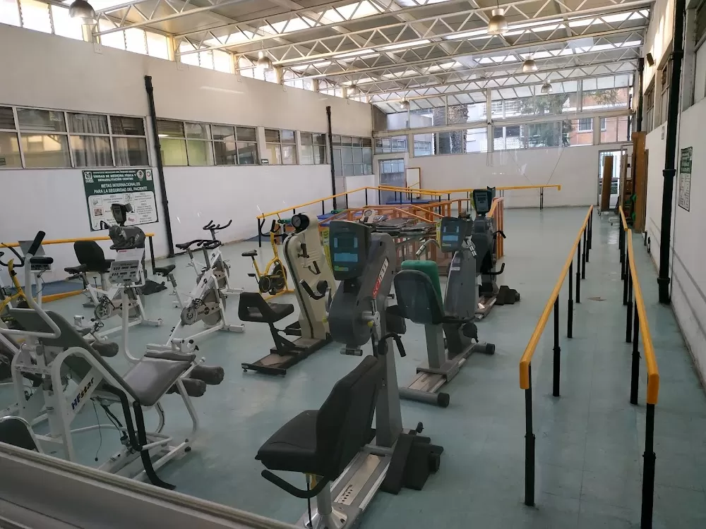 Unidad de Medicina Física y Rehabilitación Región Centro, IMSS - Photo 2
