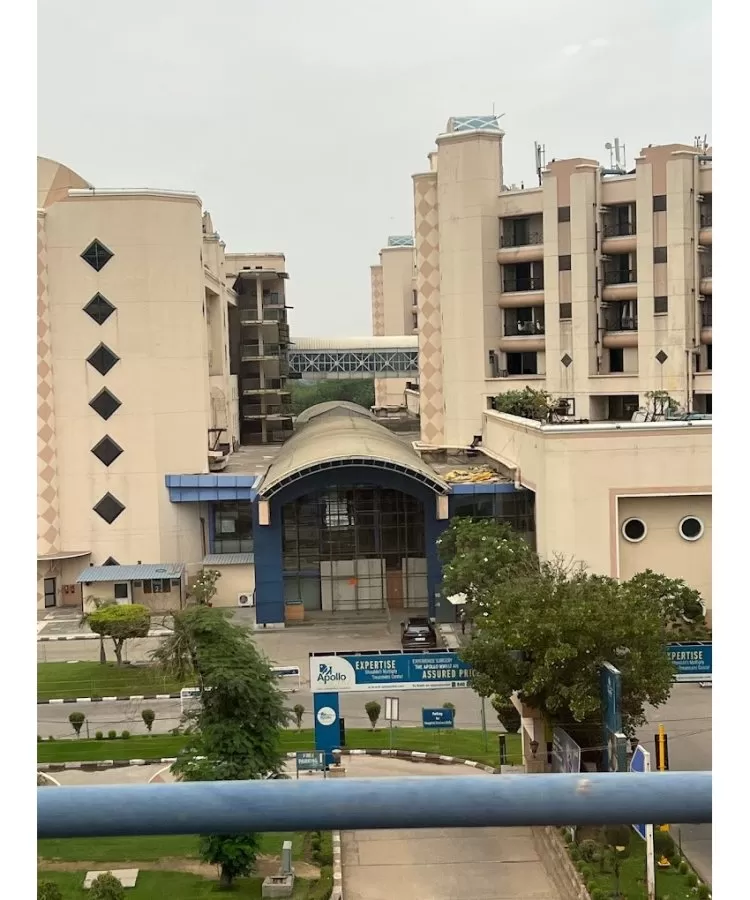 Department of Ophthalmology Indraprastha Apollo Hospital - Photo 7