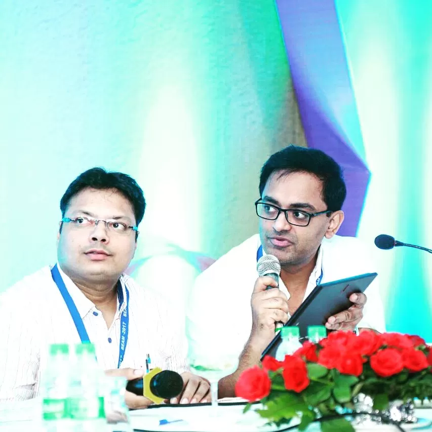 H P Eye & Retina Care Group Dr Amit Srivastava Lalghati eye doctor - Photo 7