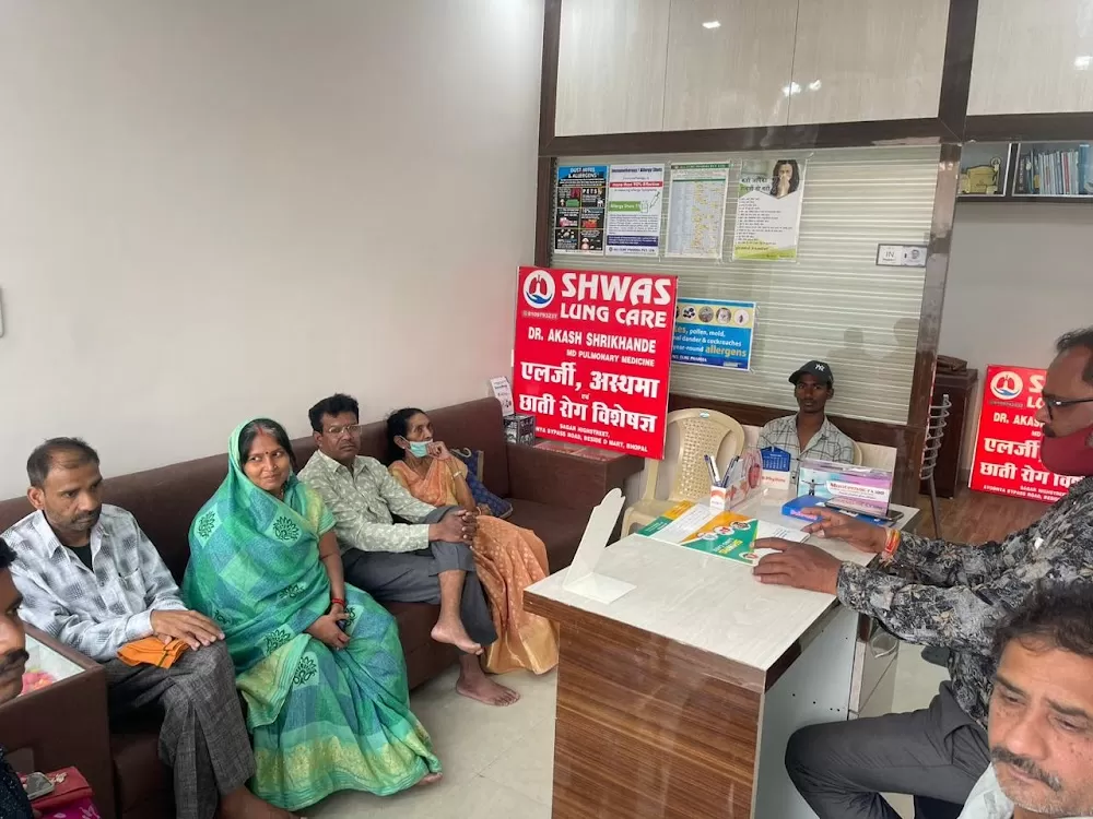Shwas Lung Care - Dr. Akash Shrikhande |Pulmonologist |Chest | Allergy | Asthma Specialist | TB expert in Bhopal - Photo 1