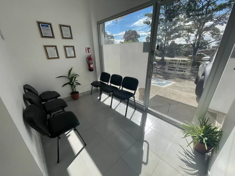 Centro Médico Costa del Sol - Photo 4