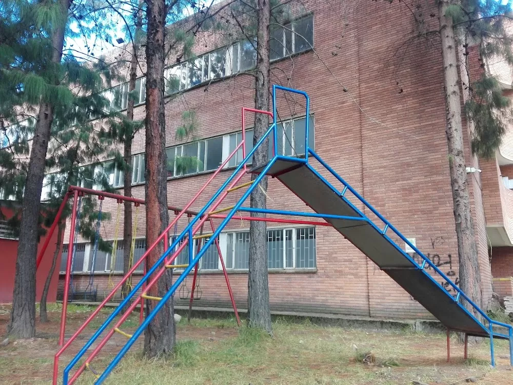 Hospital La Victoria - Photo 8