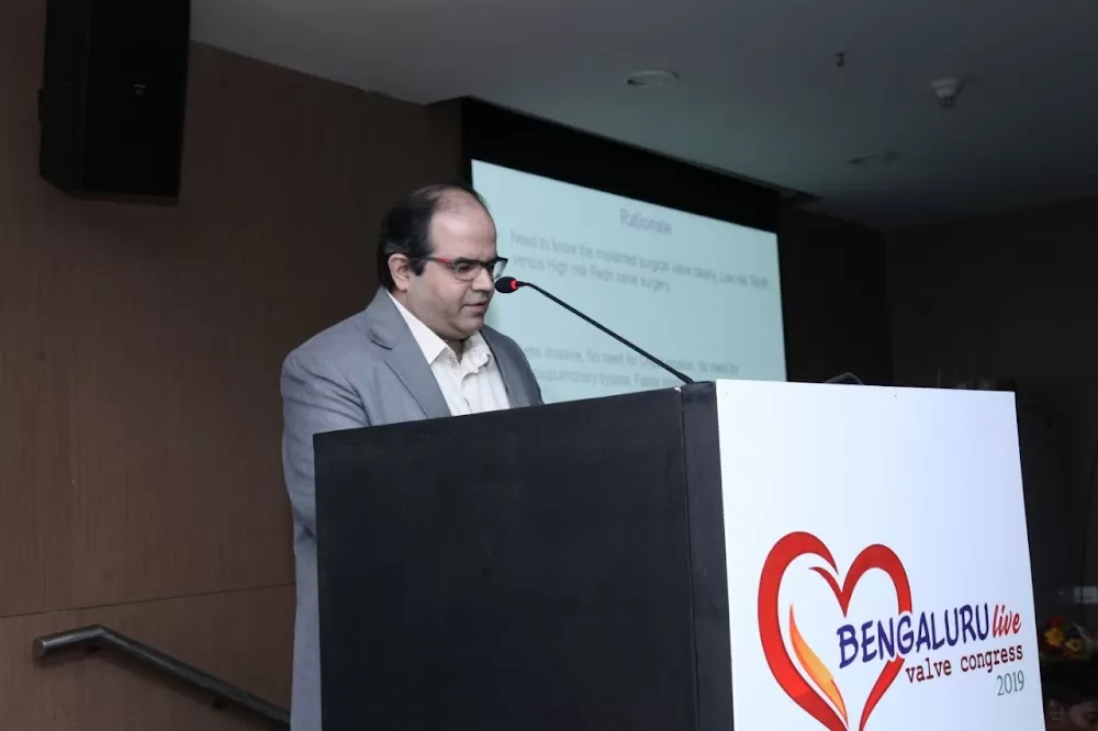 Dr. Manik Chopra, Structural heart disease interventions specialist, TAVR specialist, TAVI specialist, Cardiologist - Photo 4