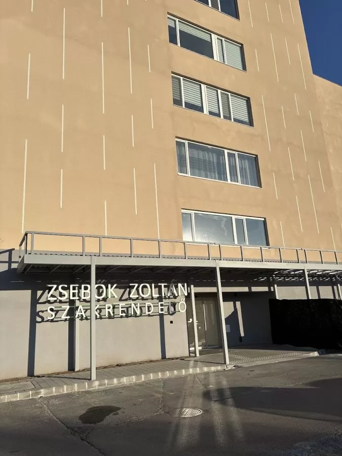 Zsebők Zoltán Szakrendelő (SZTK) - Photo 3
