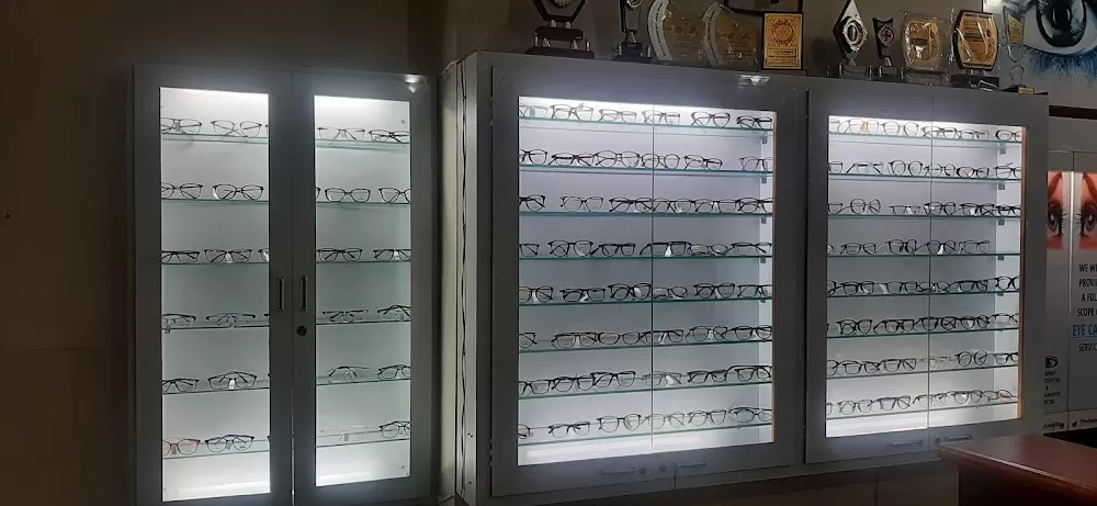 Poona Udawat Memorial Eye Hospital - Photo 7