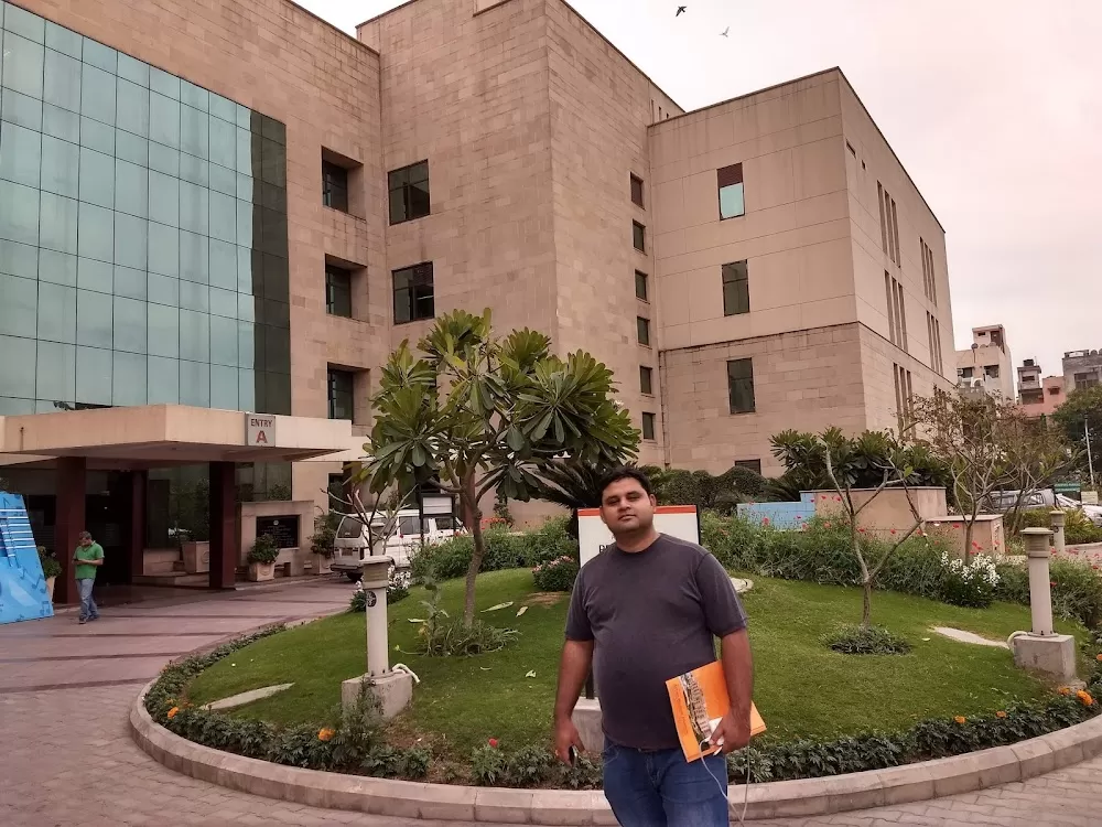 Action Cancer Hospital - Photo 6