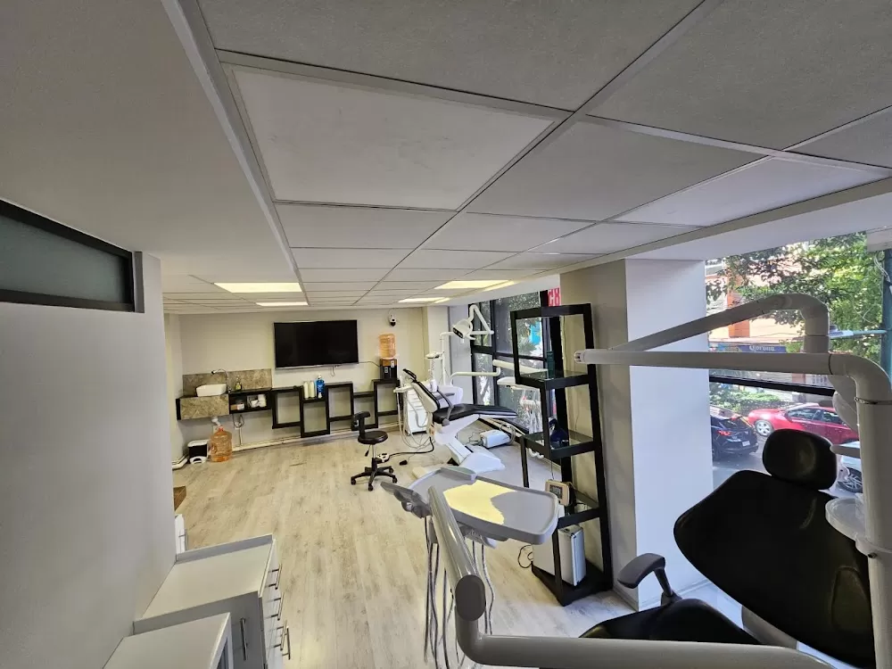 ONCA DENTAL - Photo 1