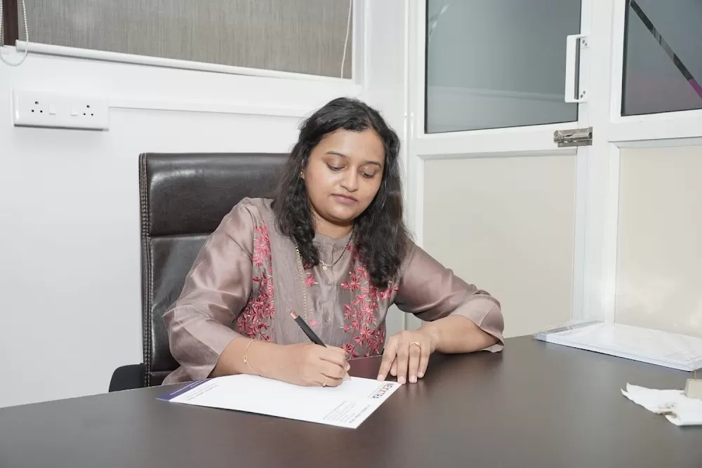 Dr. Radhika Lotlikar Pathak - Neurologist in Pune | Nexxtra - Neurology Clinic - Photo 1