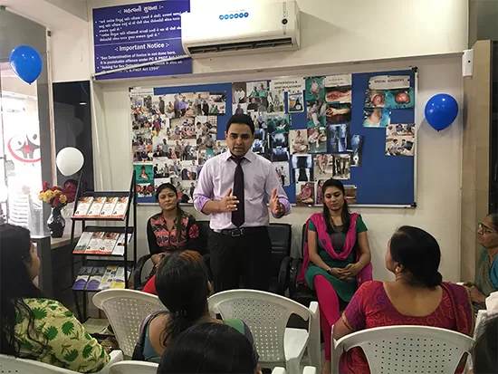 Lifeline Womens Hospital & IVF Centre in Gota - Dr. Maulik Shah, Best IVF Doctor in Gota, Best Gynecologist in Gota - Photo 1