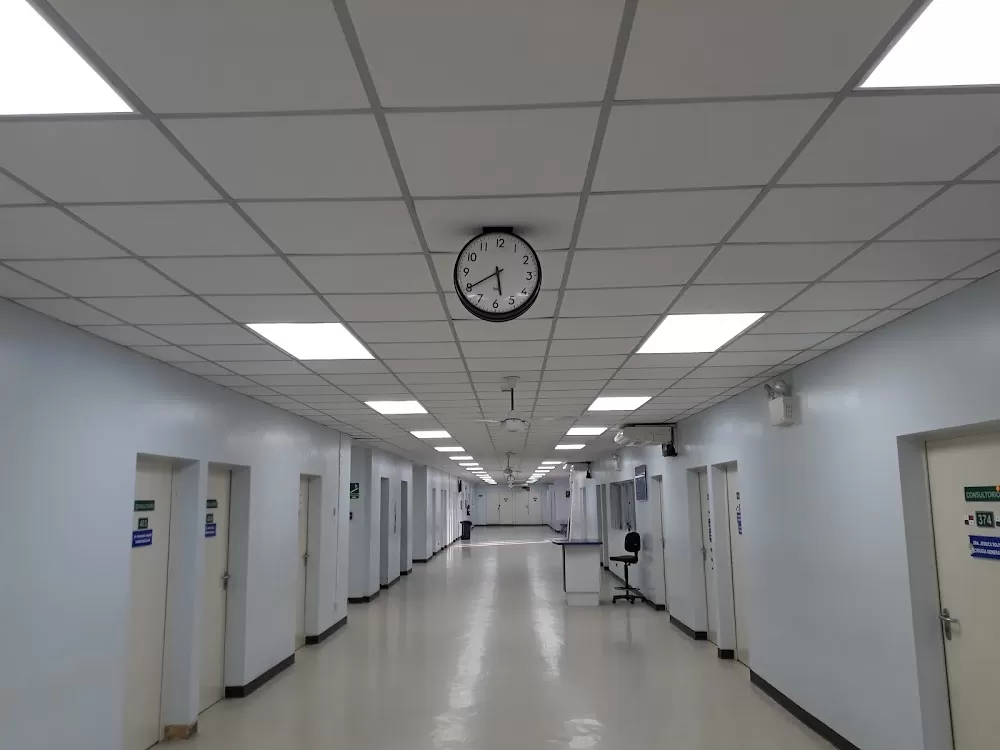 Polyclinic Dr. Manuel Ferrer Valdes - Photo 1