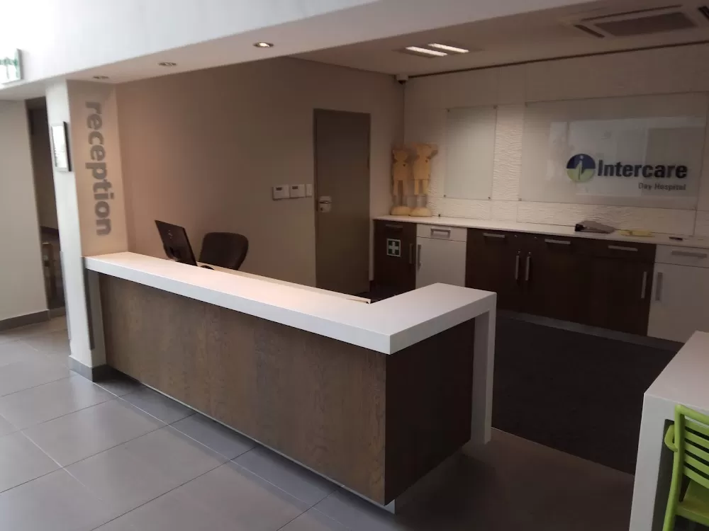 Intercare Century City - Photo 8