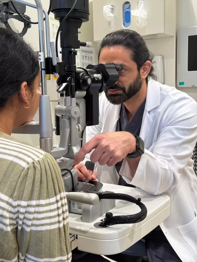 Dr. Faizan Mehmood at CMC Hospital Best Ophthalmologist Cataract and Oculoplasty Surgeon - Photo 6