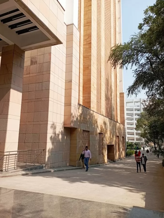 Lady Hardinge Medical College New OPD Block - Photo 8