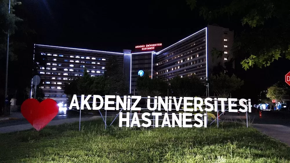 Akdeniz Üniversitesi Tıp Fakültesi Hastanesi - Photo 1