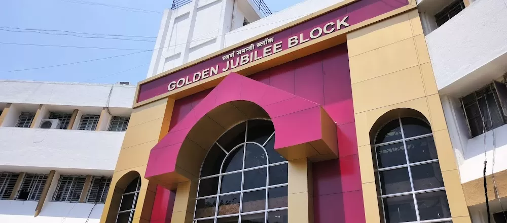 Golden Jubilee Block, AFMC - Photo 1
