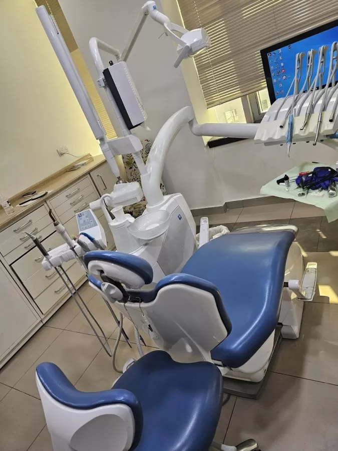 Alsalem Dental & Implant Center - Photo 1
